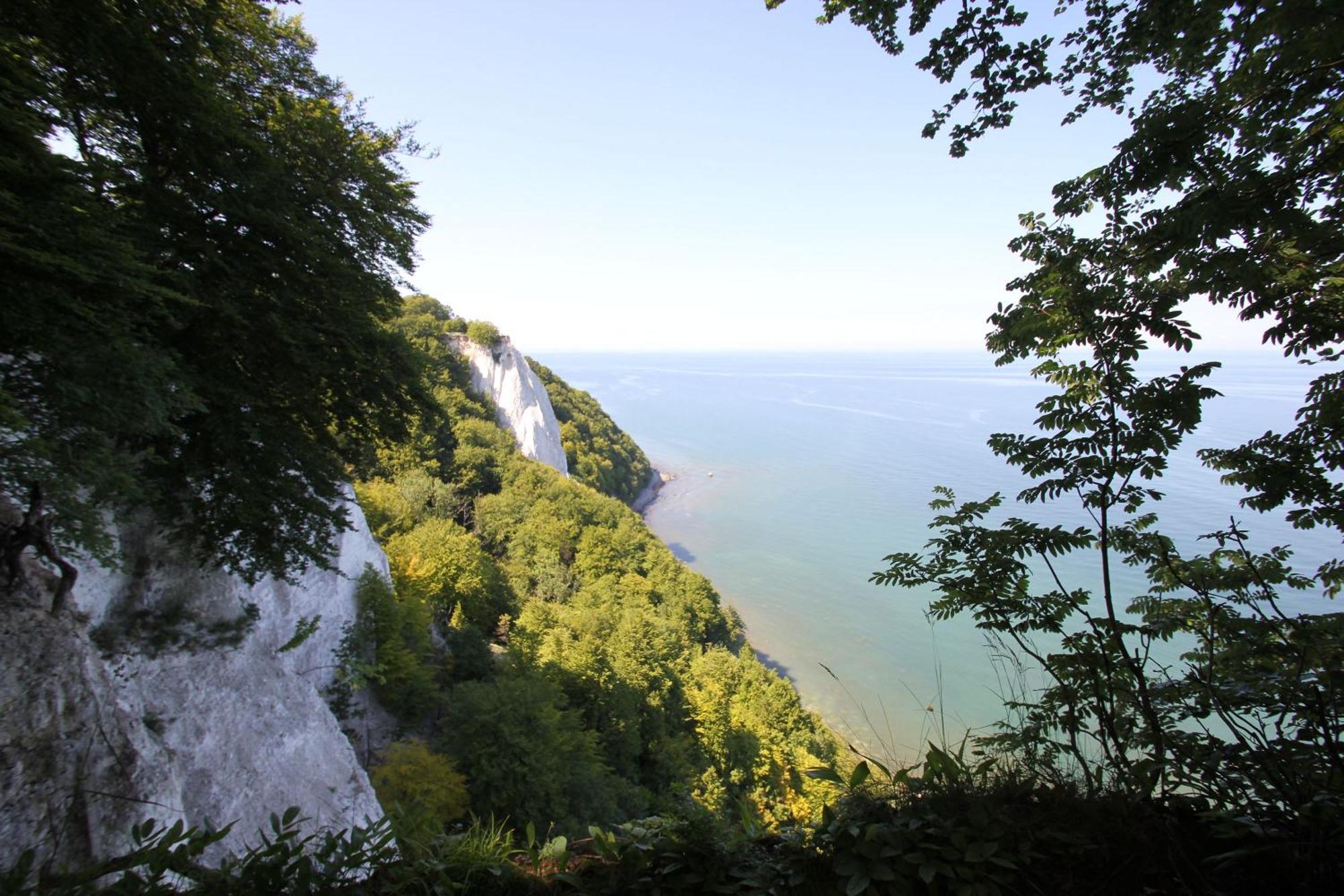 Hafennahe Ferienwohnung Mit Balkon Und Meerblick - Hafenhaeuser Wiek Wohnung 13 Wiek auf Rügen Buitenkant foto